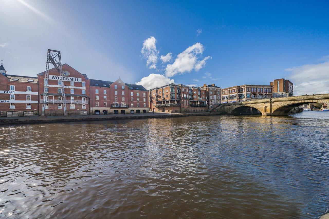 Woodsmill Quay Riverside Apartment - Heart Of York Buitenkant foto